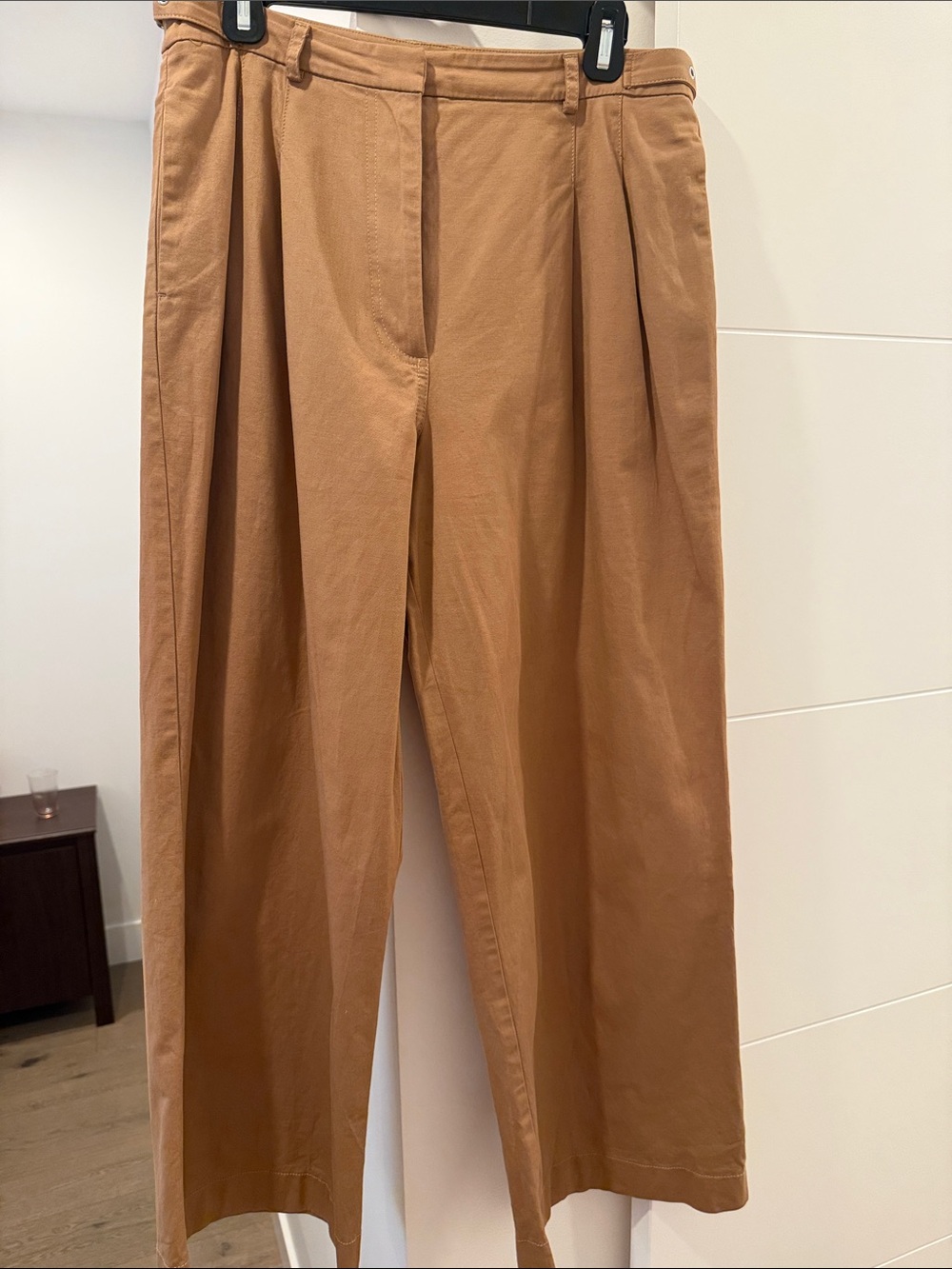Abercrombie & Fitch Women's Wide-Leg Trousers in Tan